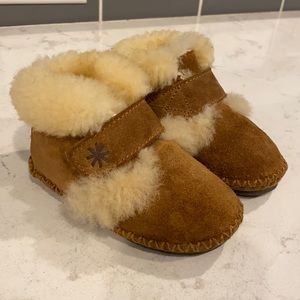 LL Bean toddler slippers